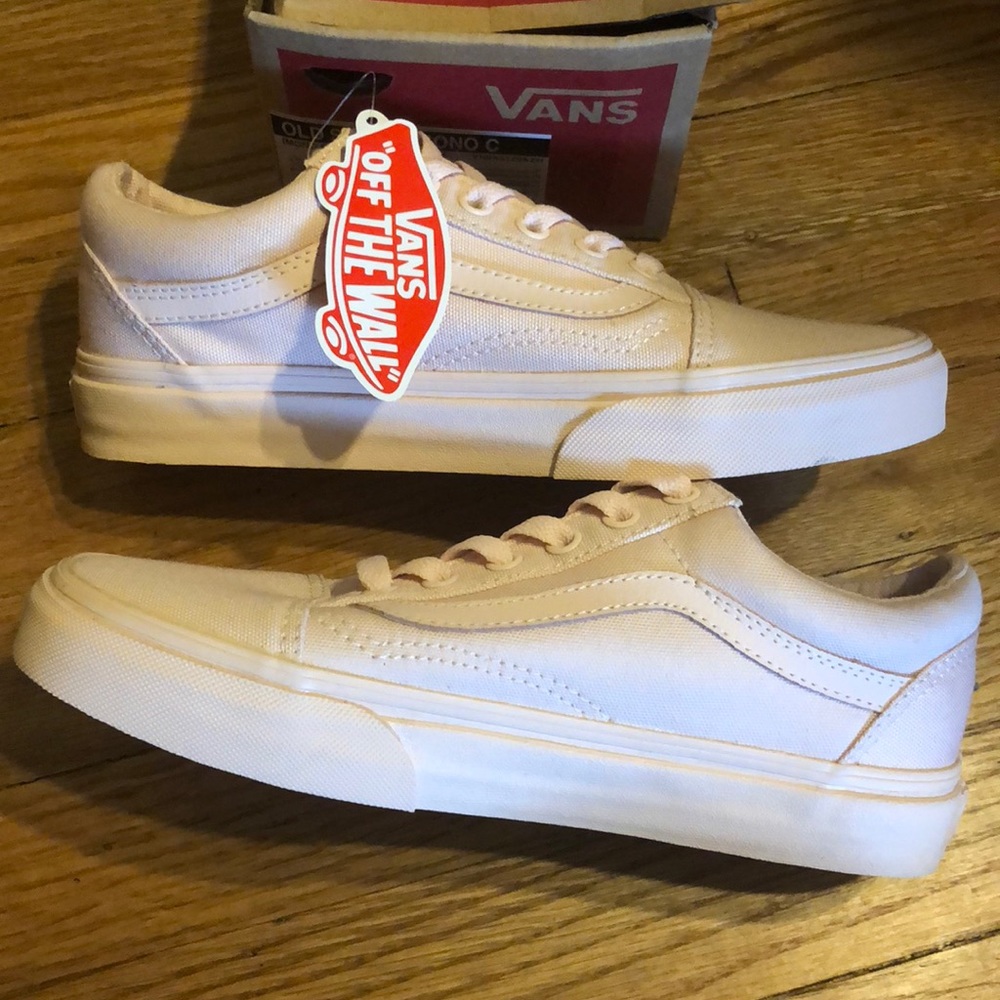 NewinBox Vans Old Skool Peach Blush Lite Pink Mono